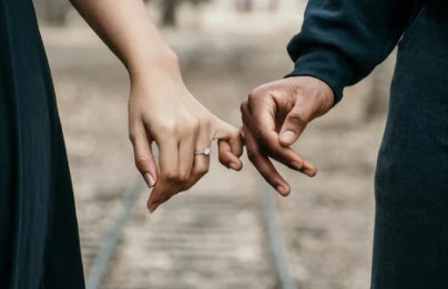 “焦慮型人格”導(dǎo)致的婚姻裂痕,如何修補 “焦慮型人格”導(dǎo)致的婚姻裂痕,如何修補