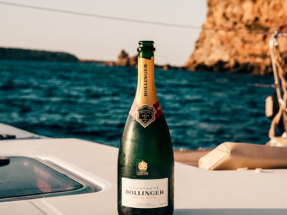 謙卑些，避免愚蠢、可笑的錯誤