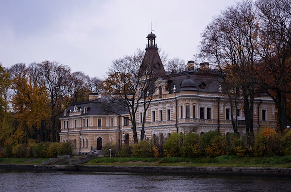 如何應對養育青少年所面臨的挑戰？