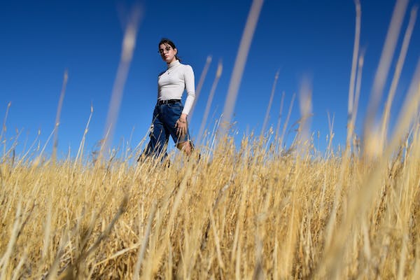 世上所有的愛都以聚合為最終目的，只有一種愛以分離為目的，那就是父母對孩子的愛