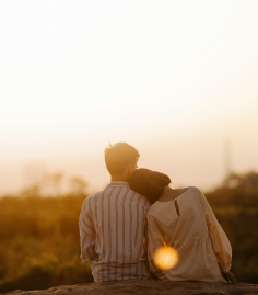 戀愛:兩顆心的相知與相伴